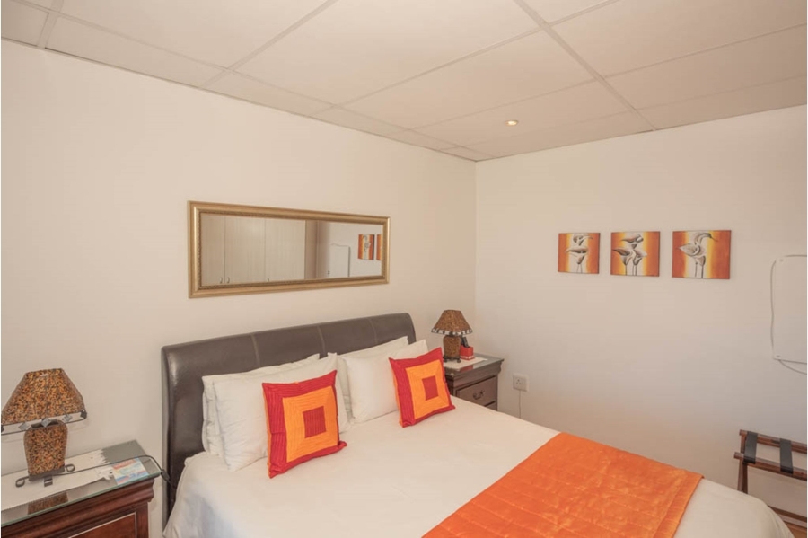 6 Bedroom Property for Sale in Humerail Eastern Cape